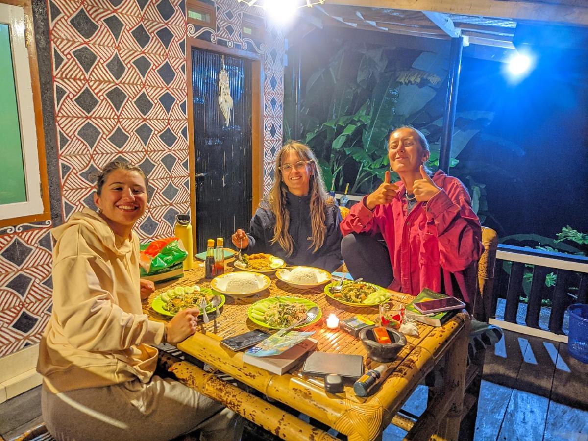 Tetebatu Mountain View Homestay Экстерьер фото